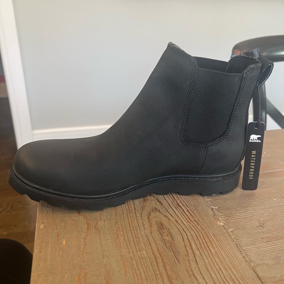 Sorel Shoes - Sorel Ainsley Chelsea waterproof boots- size 8 black